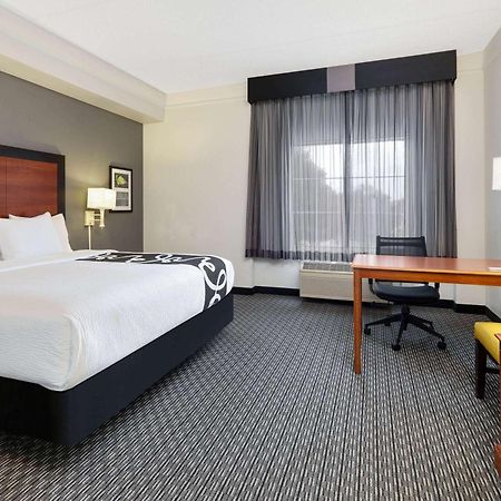 La Quinta By Wyndham Dallas North Central Esterno foto