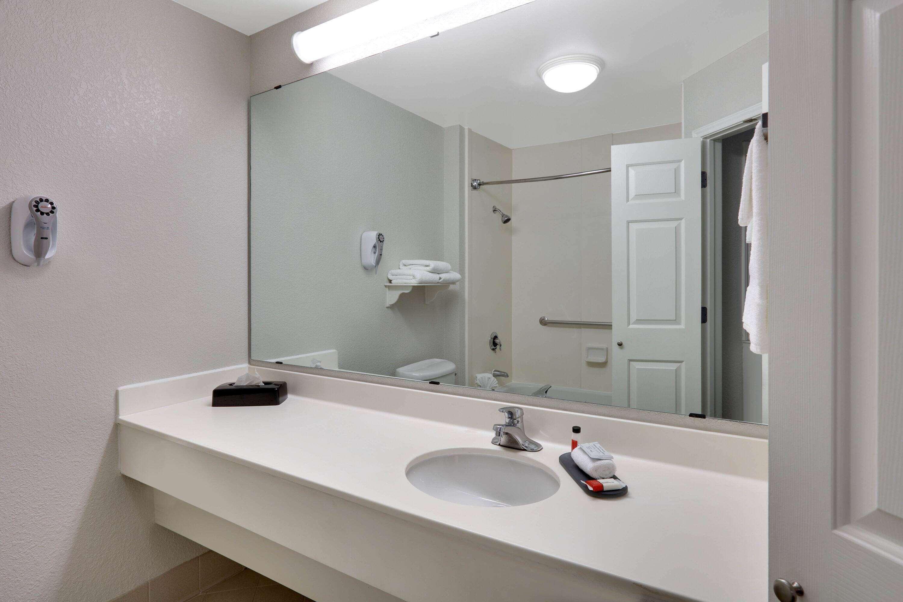 La Quinta By Wyndham Dallas North Central Esterno foto